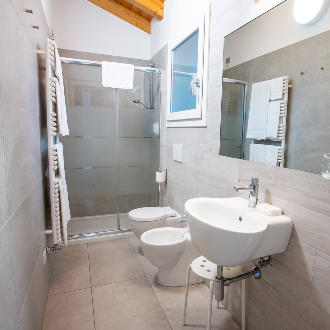 bagno in camera familiare magrine bed and breakfast castelfranco veneto