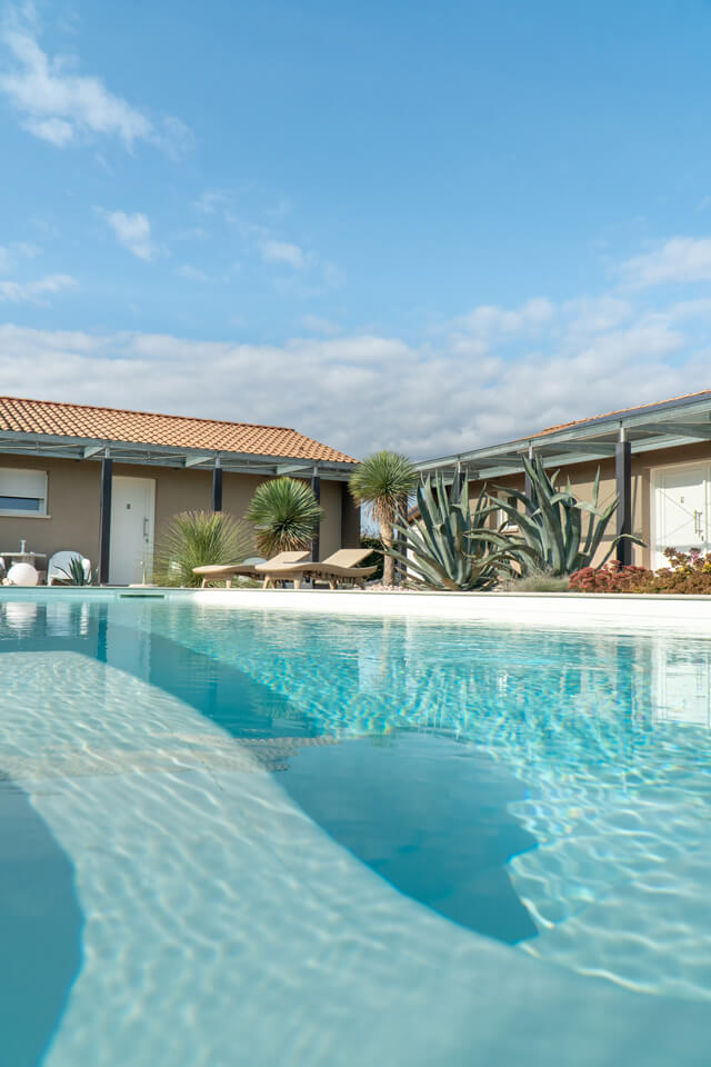 camping swimming pool